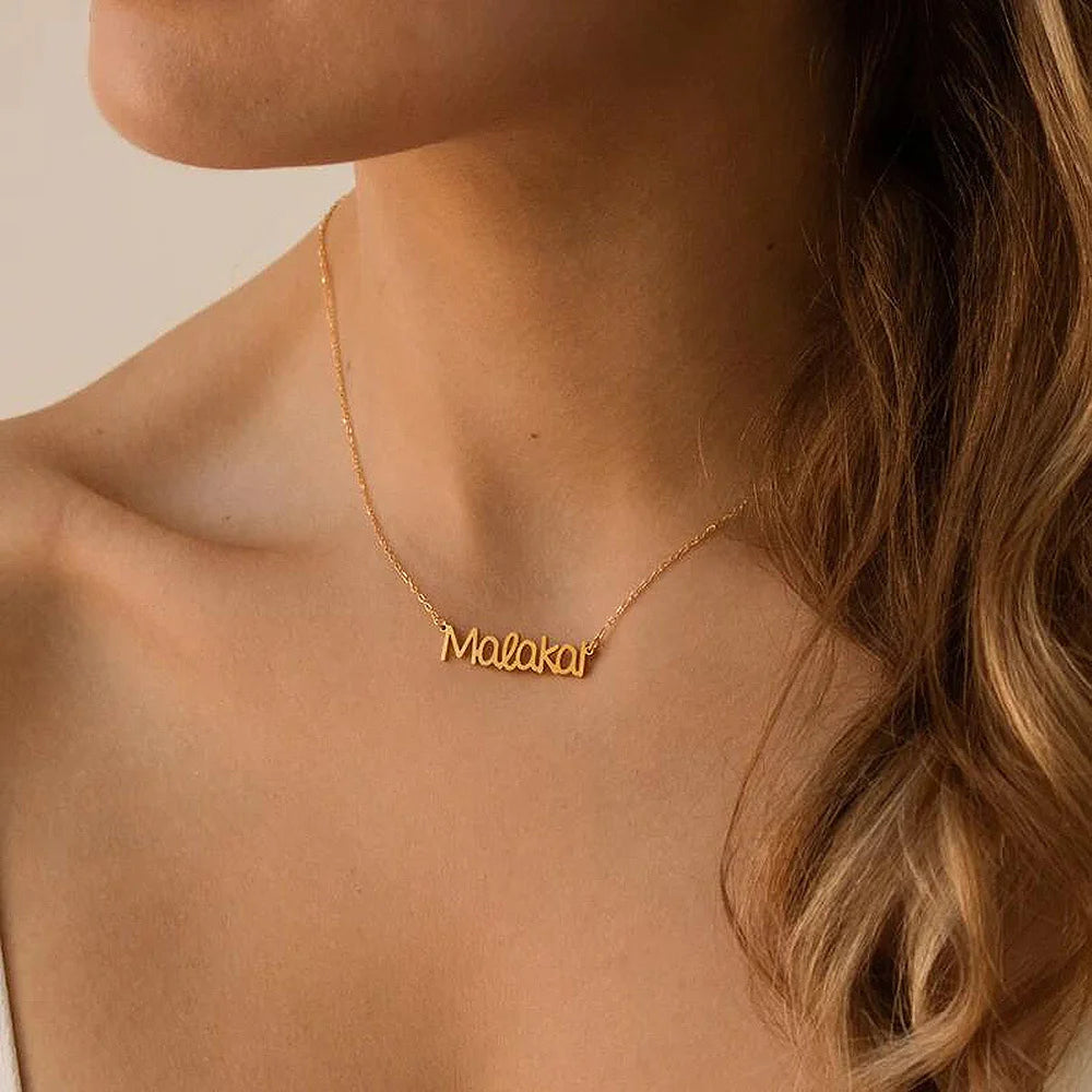 Colar com nome personalizado para mulheres, joias de aço inoxidável, letra personalizada, pingente de placa de identificação, correntes cruzadas douradas, gargantilha de pescoço, presente