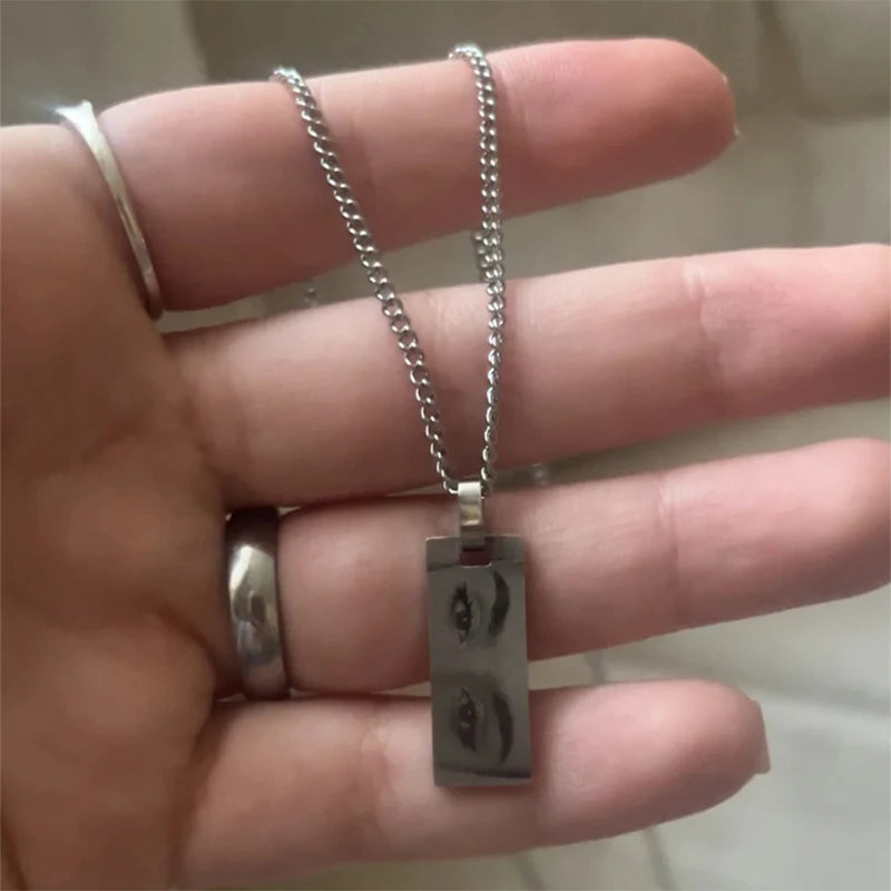 Letdiffery colares personalizados com olhos gravados, para mulheres e homens, aço inoxidável, esculpido a laser, nomes de fotos, pingente quadrado, joias, presentes